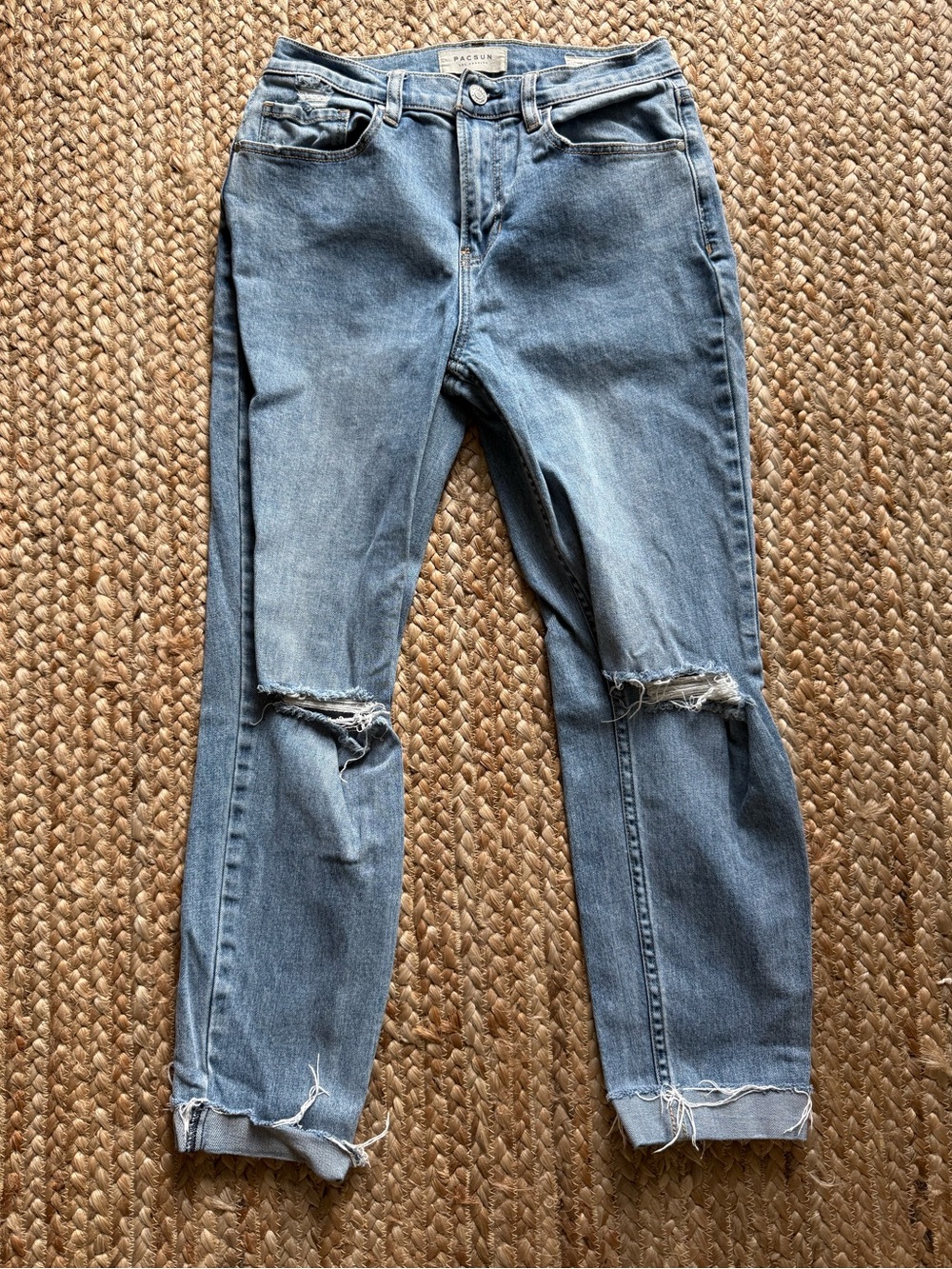 Size 26 PacSun vintage icon light washed jeans
